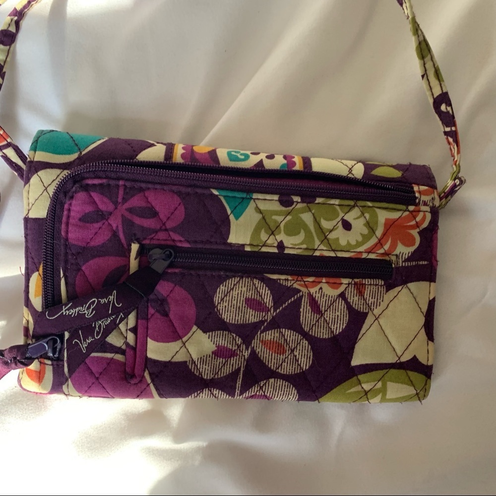 Plum Crazy crossbody wallet - Picture 3 of 3
